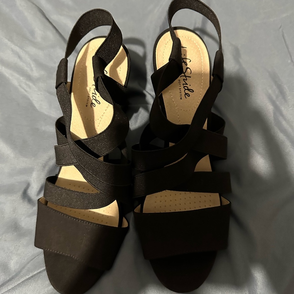 Women’s Black Dress Shoes